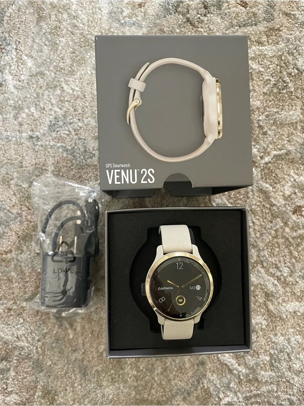 Garmin Venu 2S women’s Smartwatch - Light Sand Band with Light Gold Bezel 40mm